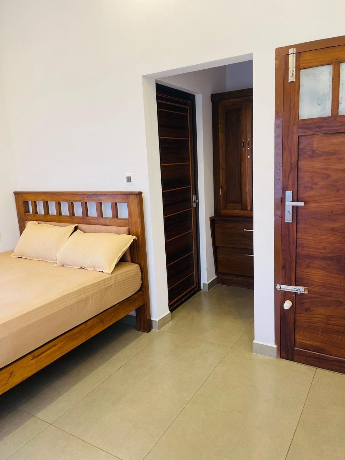 M R Holiday Home Вагамон Екстериор снимка